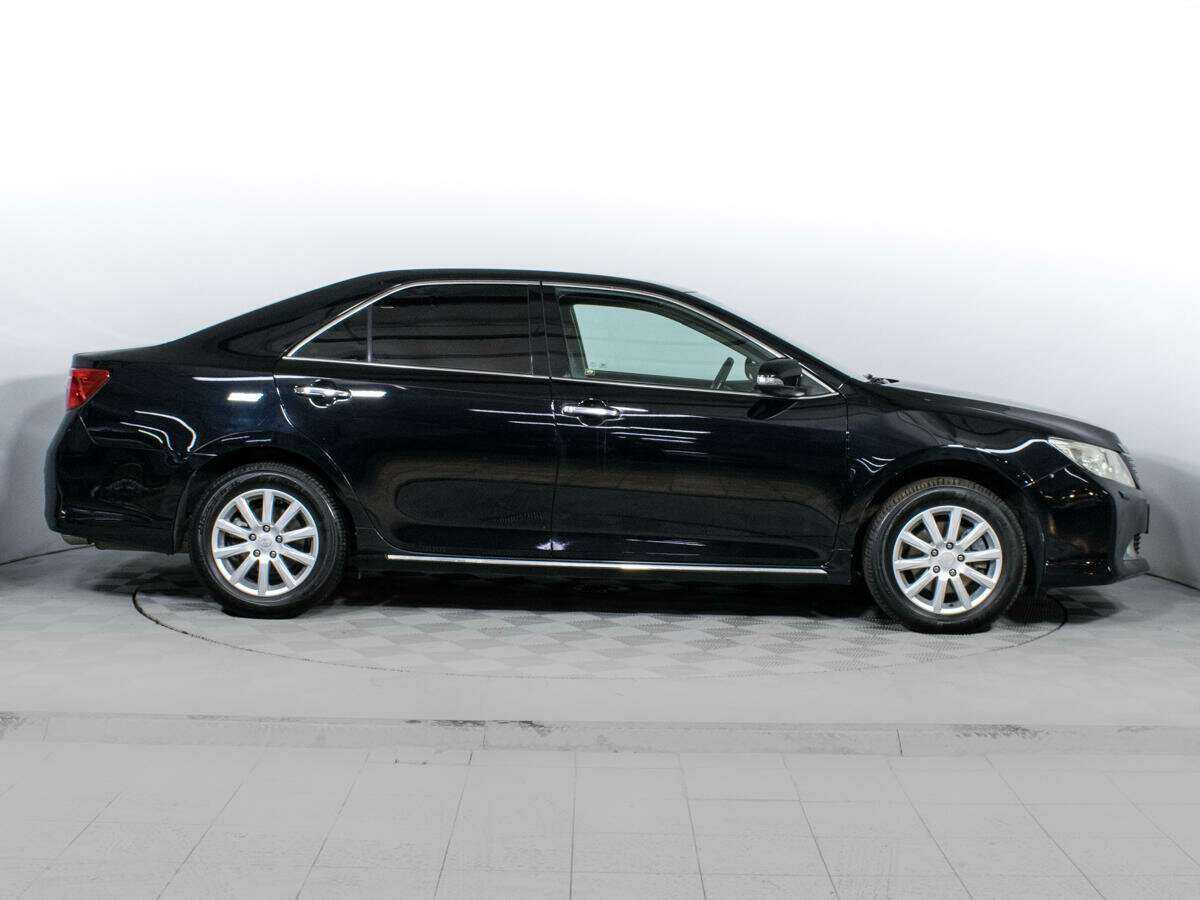 Toyota Camry с пробегом — 2012 год. Фото: #3