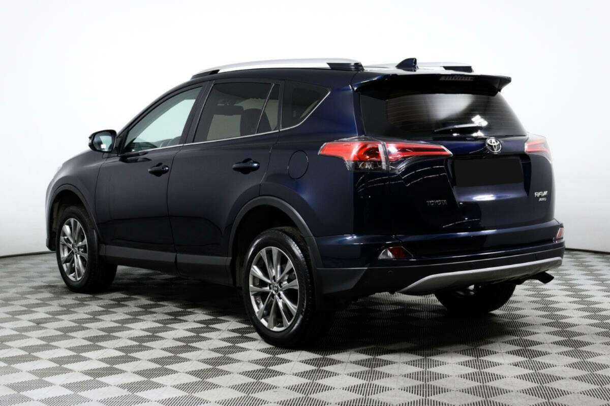 Toyota RAV4 с пробегом — 2019 год. Фото: #6