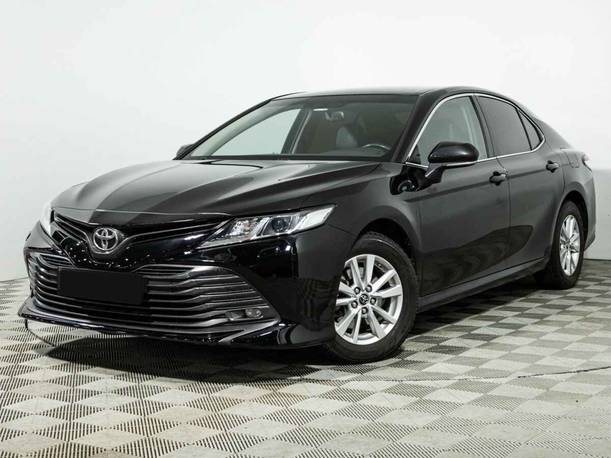 Toyota Camry с пробегом — 2019 год. Фото: #0