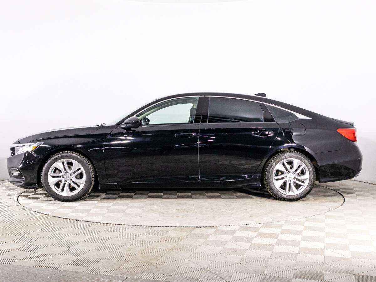 Honda Accord с пробегом — 2018 год. Фото: #7