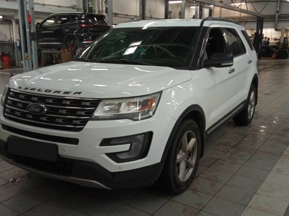 Ford Explorer с пробегом — 2017 год. Фото: #0