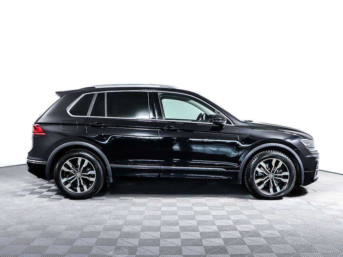 Volkswagen Tiguan с пробегом — 2018 год. Фото: #3