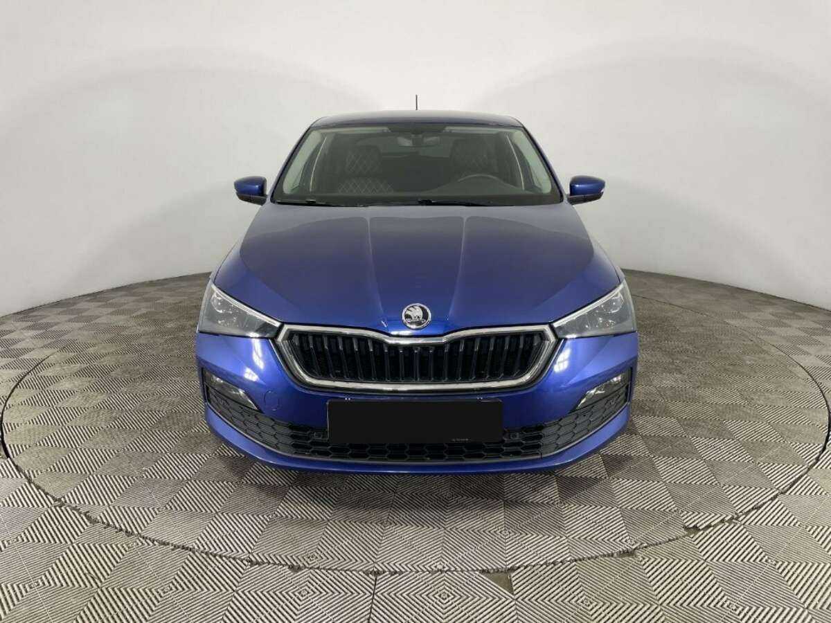 Skoda Rapid с пробегом — 2021 год. Фото: #1