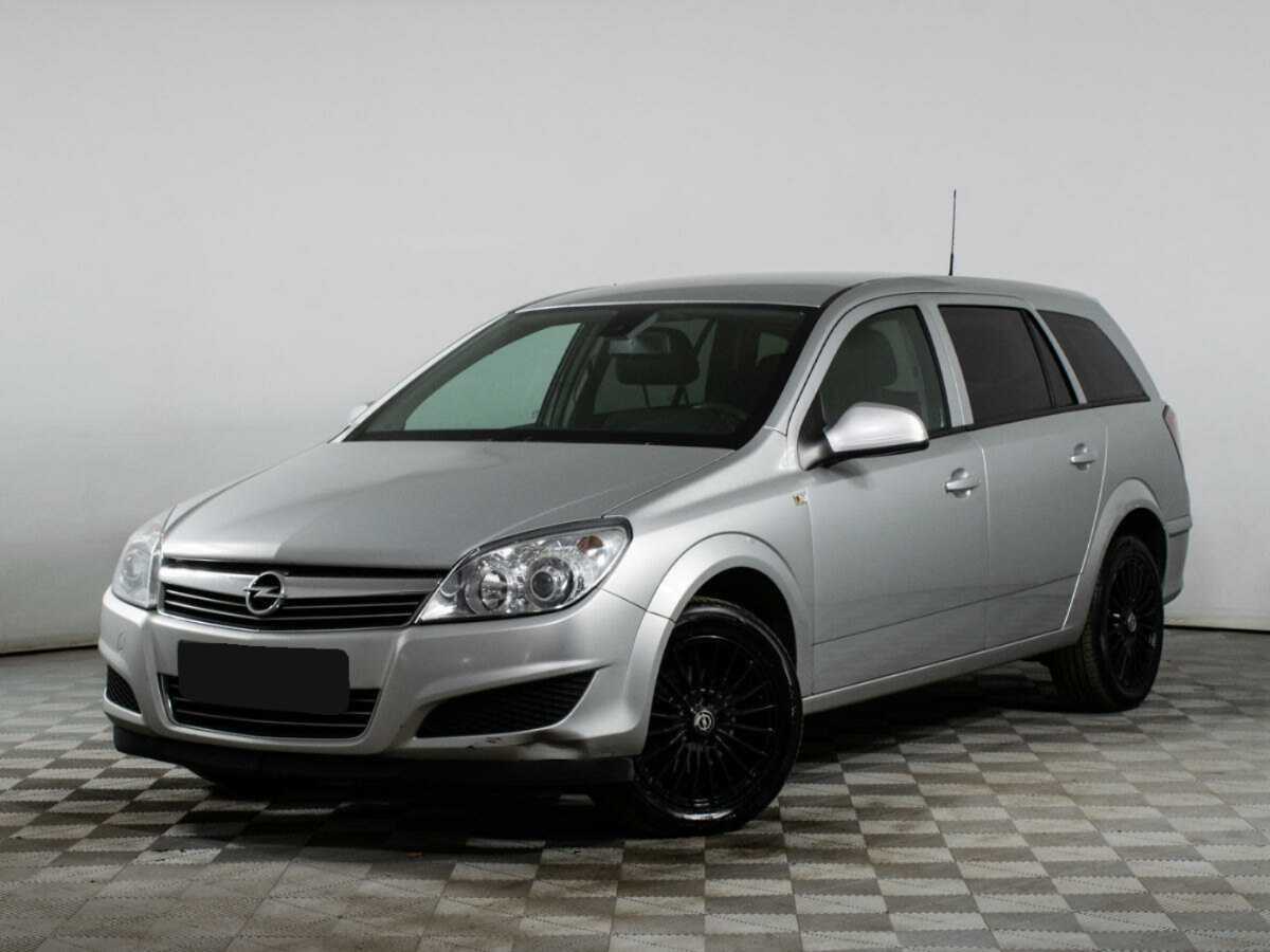 Opel Astra с пробегом — 2014 год. Фото: #0