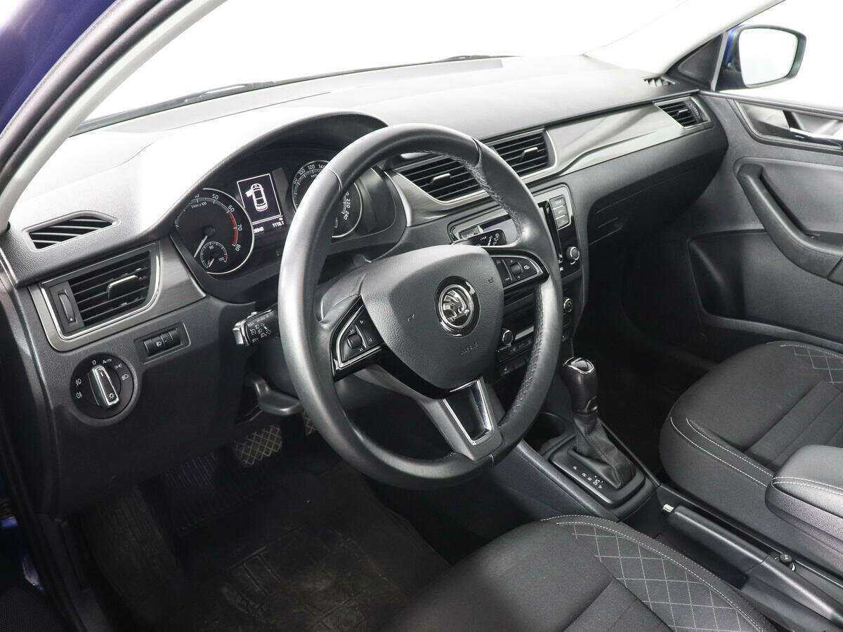 Skoda Rapid с пробегом — 2018 год. Фото: #8