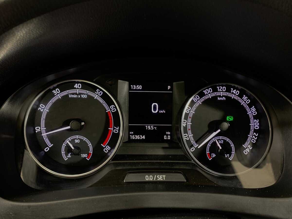 Skoda Rapid с пробегом — 2018 год. Фото: #14
