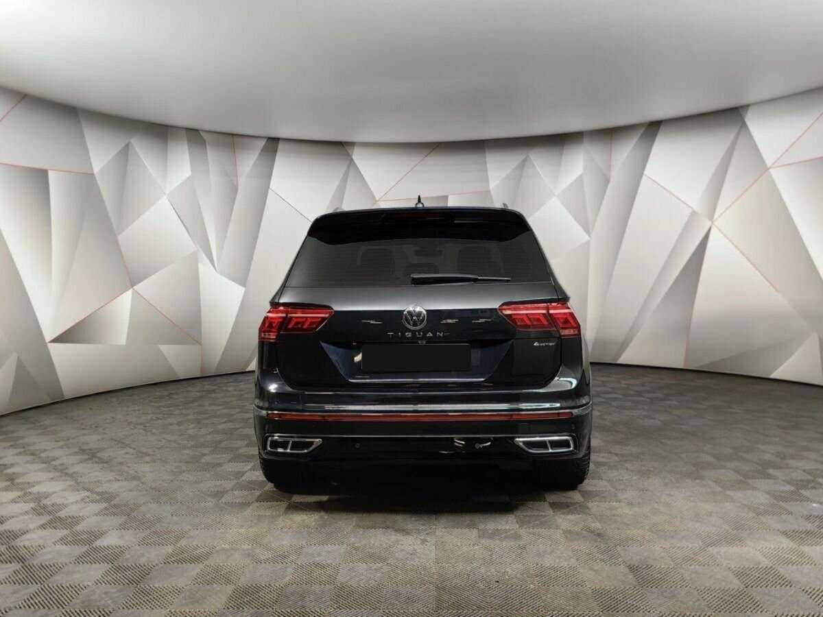 Volkswagen Tiguan с пробегом — 2021 год. Фото: #6