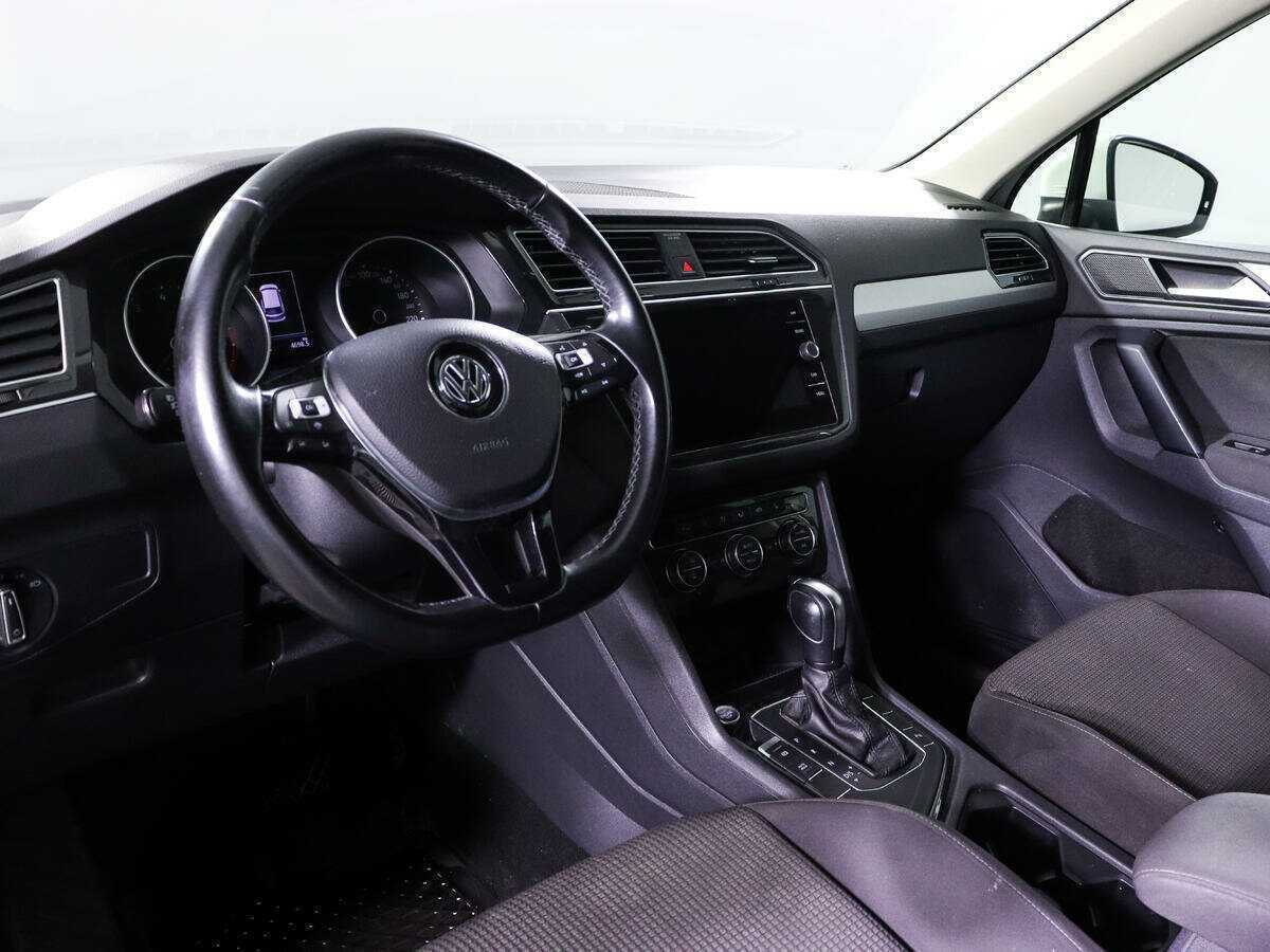 Volkswagen Tiguan с пробегом — 2019 год. Фото: #11