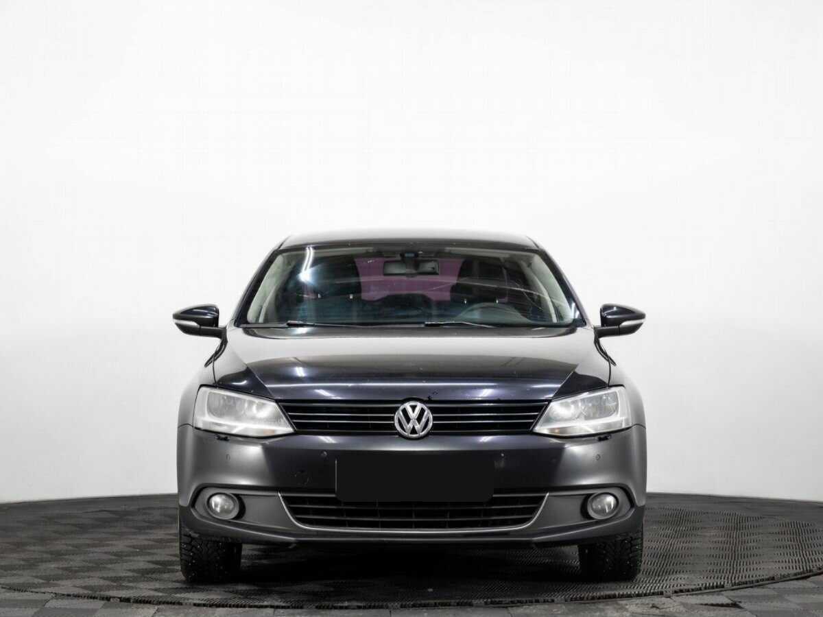 Volkswagen Jetta с пробегом — 2013 год. Фото: #1