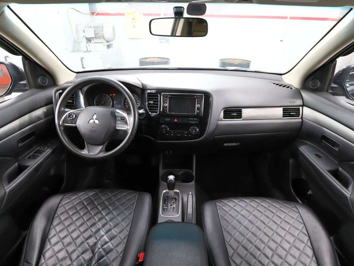 Mitsubishi Outlander с пробегом — 2013 год. Фото: #14