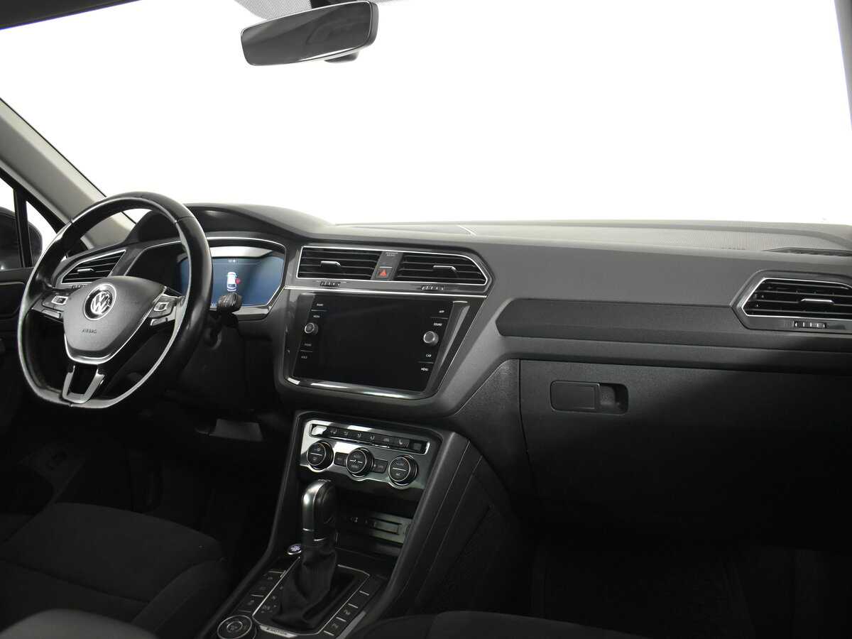 Volkswagen Tiguan с пробегом — 2017 год. Фото: #19