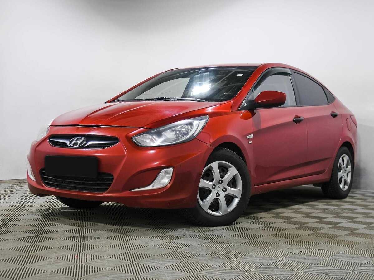 Hyundai Solaris с пробегом — 2012 год. Посмотреть фото