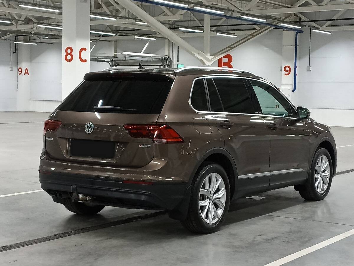 Volkswagen Tiguan с пробегом — 2020 год. Фото: #4