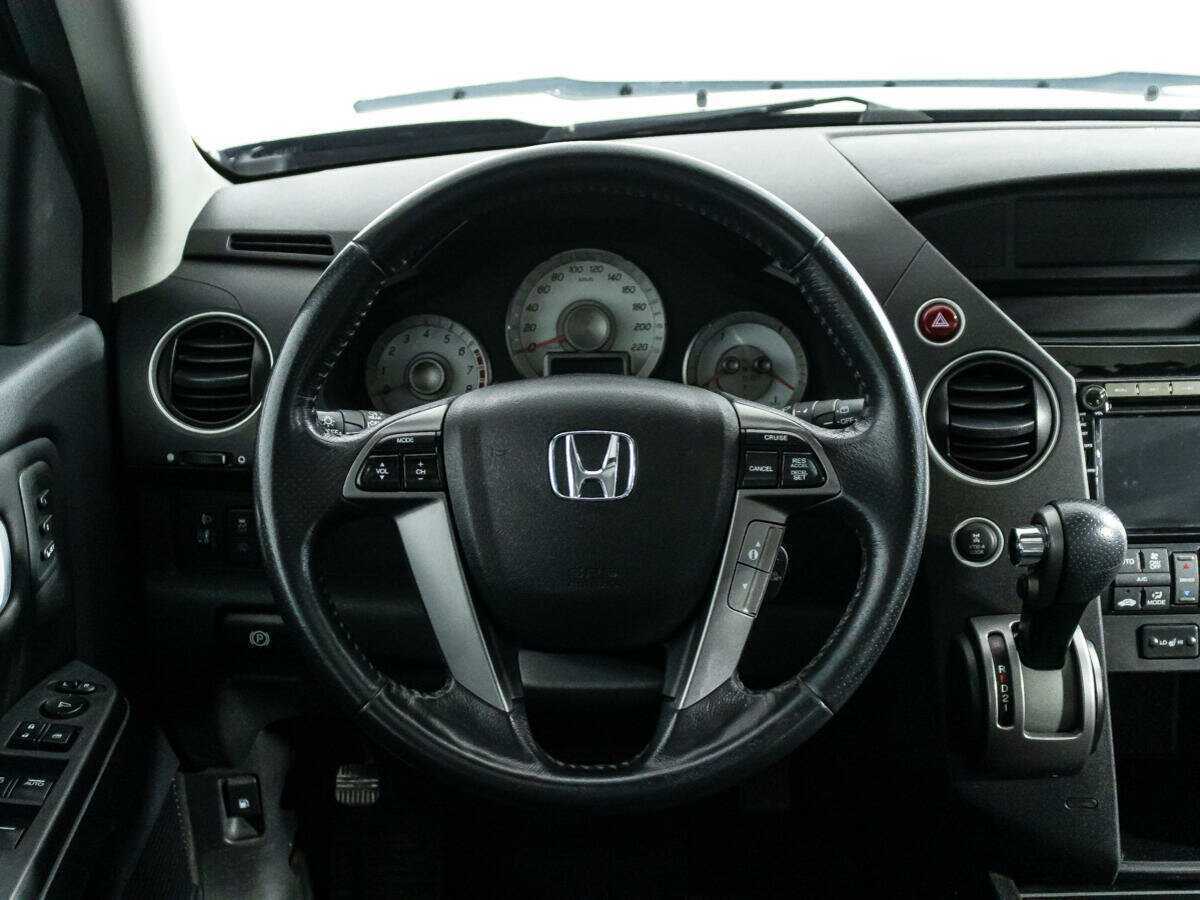 Honda Pilot с пробегом — 2014 год. Фото: #18