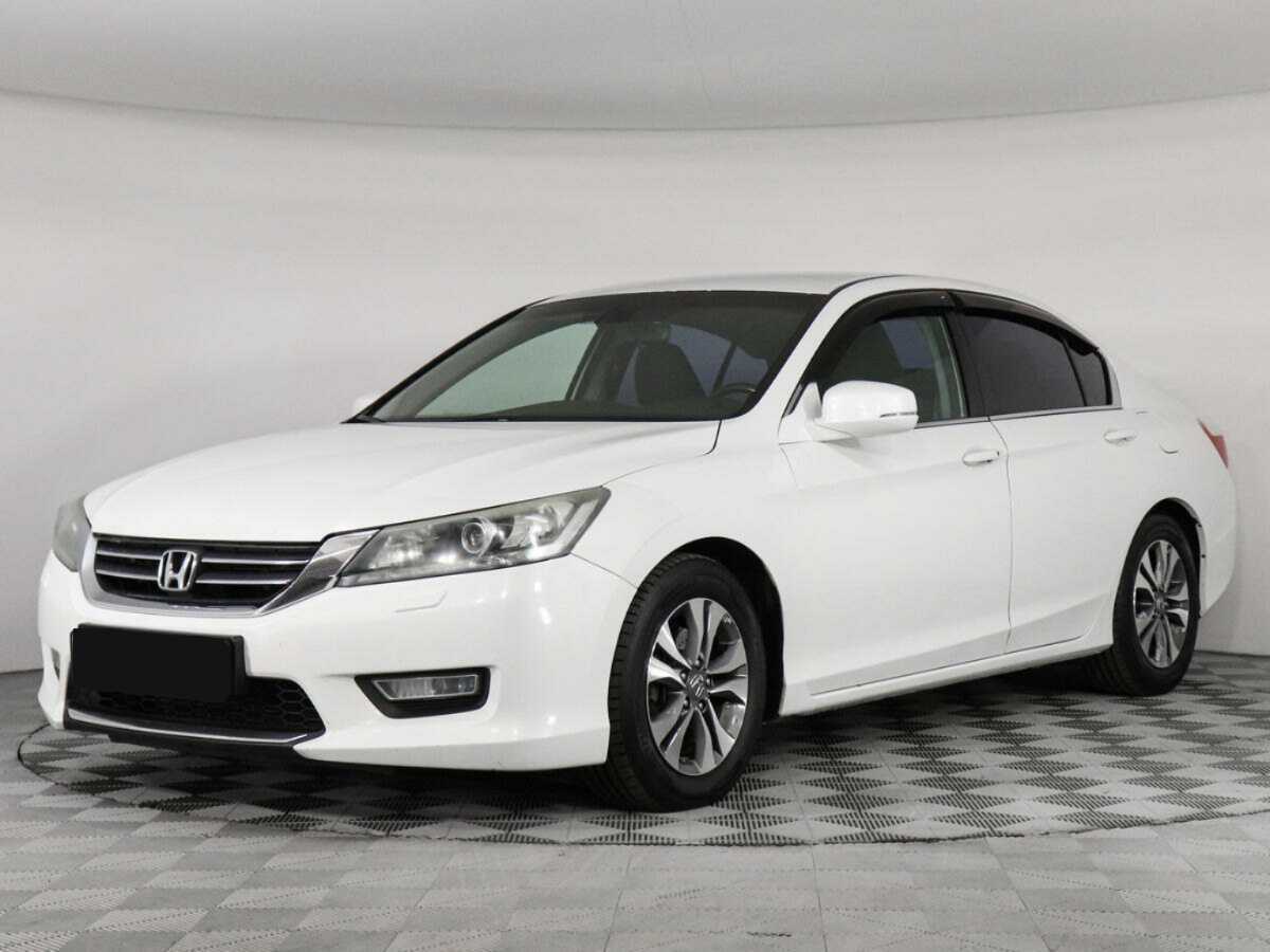 Honda Accord с пробегом — 2013 год. Посмотреть фото