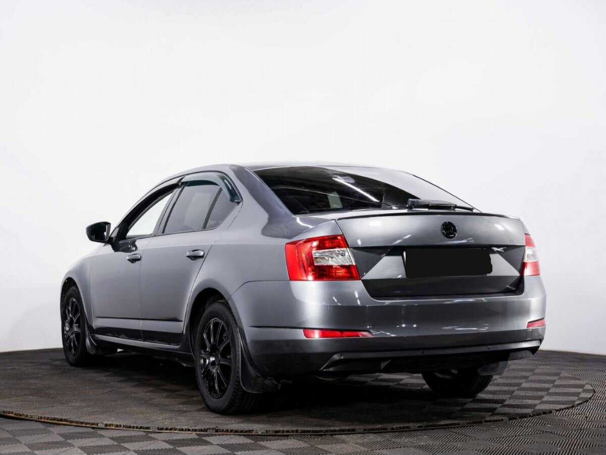 Skoda Octavia с пробегом — 2013 год. Фото: #3