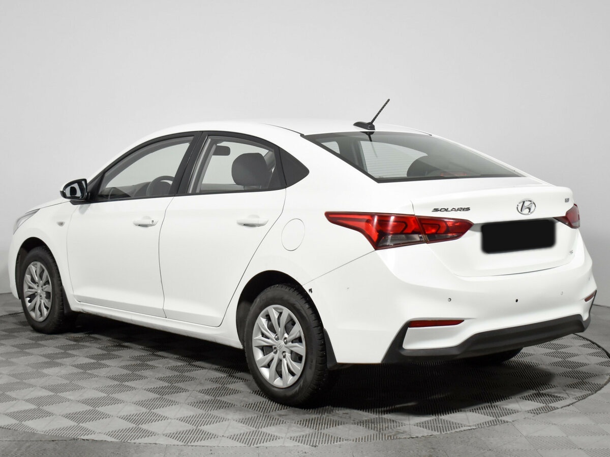 Hyundai Solaris с пробегом — 2018 год. Фото: #6