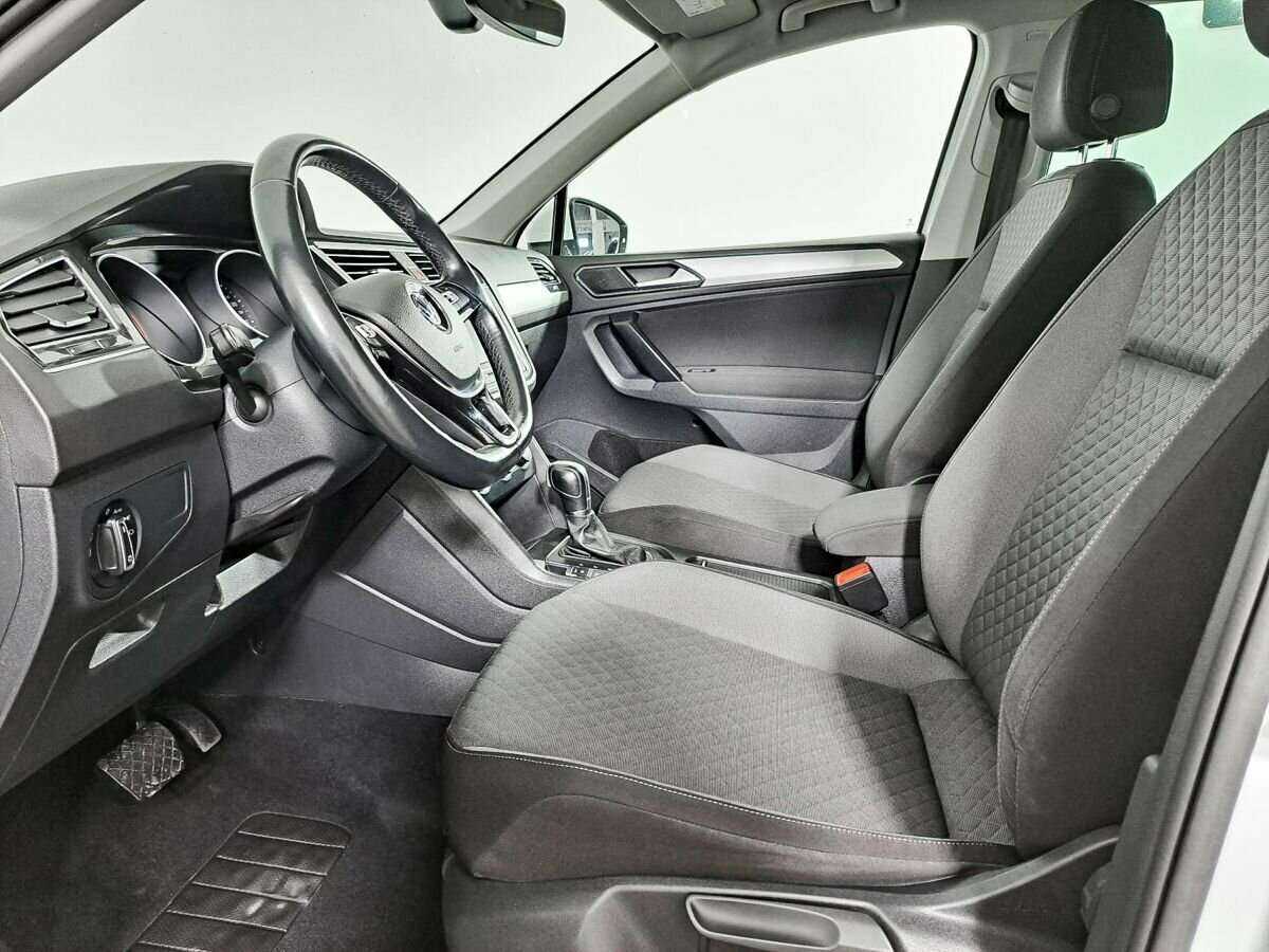 Volkswagen Tiguan с пробегом — 2017 год. Фото: #13