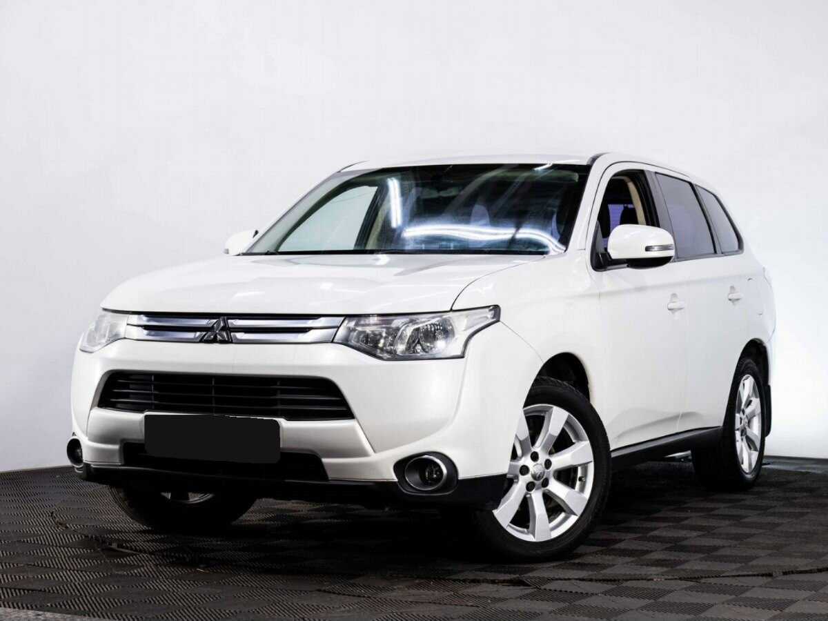 Mitsubishi Outlander с пробегом — 2014 год. Посмотреть фото
