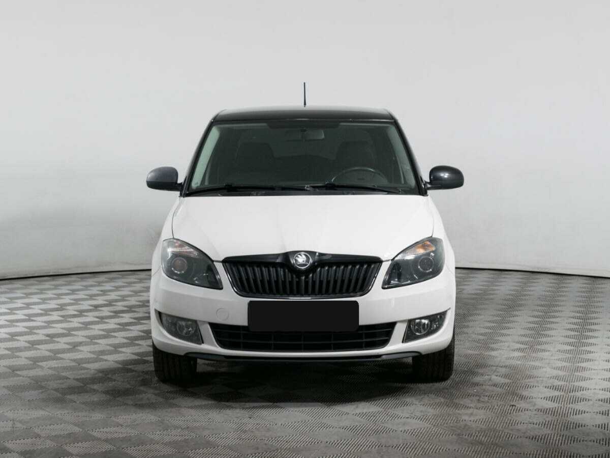Skoda Fabia с пробегом — 2013 год. Фото: #1
