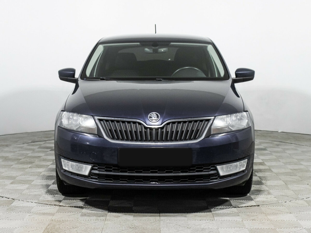 Skoda Rapid с пробегом — 2016 год. Фото: #1