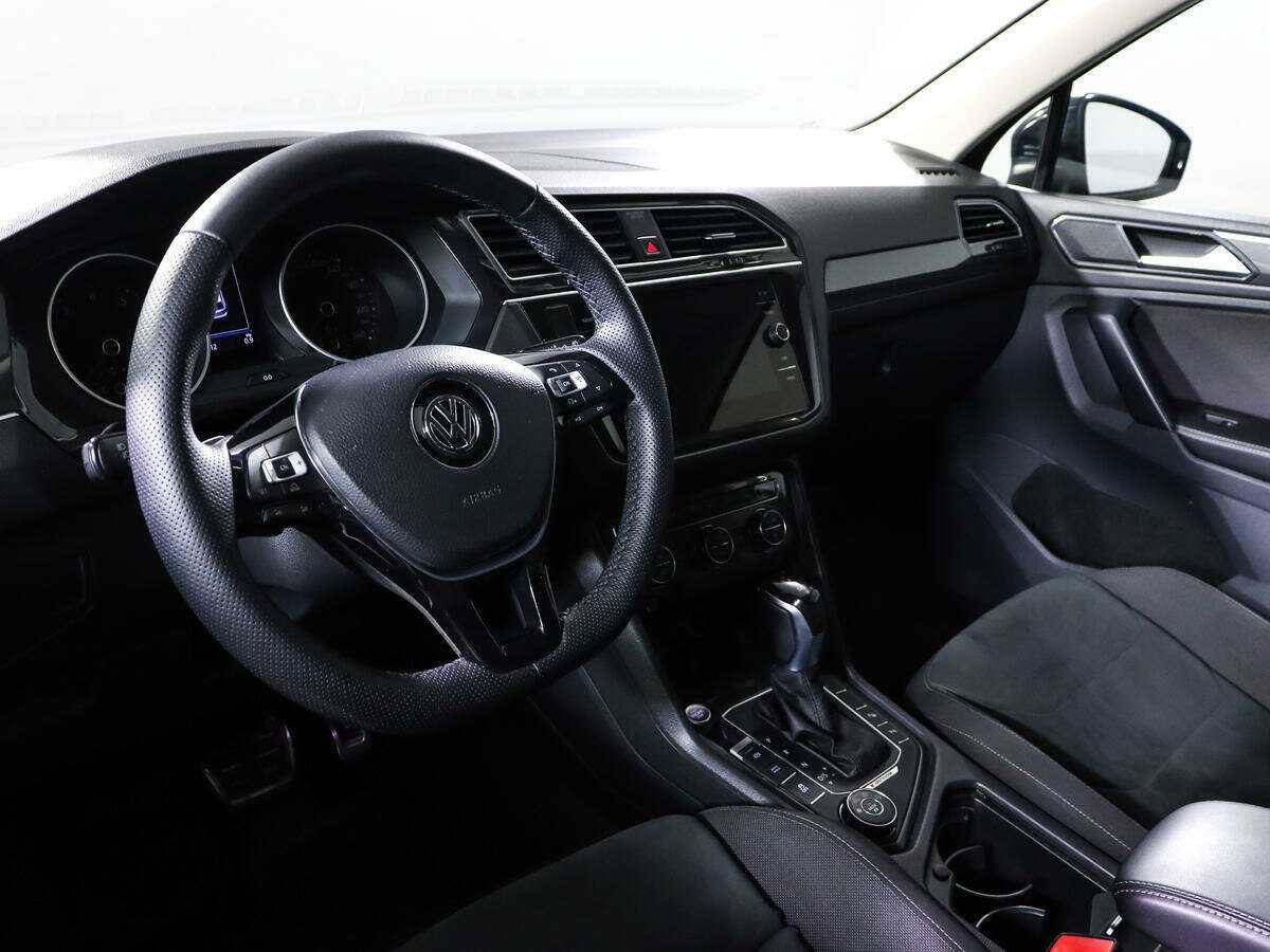 Volkswagen Tiguan с пробегом — 2017 год. Фото: #11