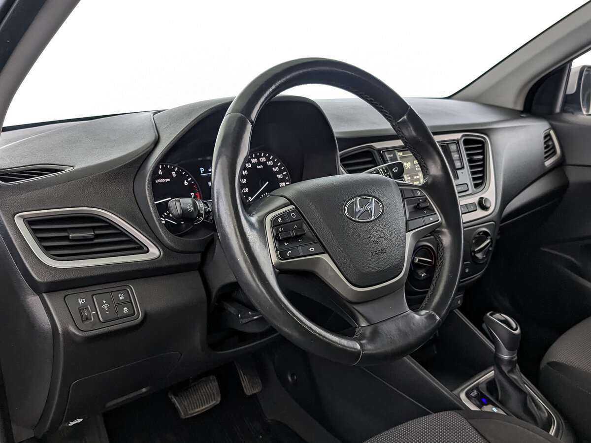 Hyundai Solaris с пробегом — 2018 год. Фото: #10