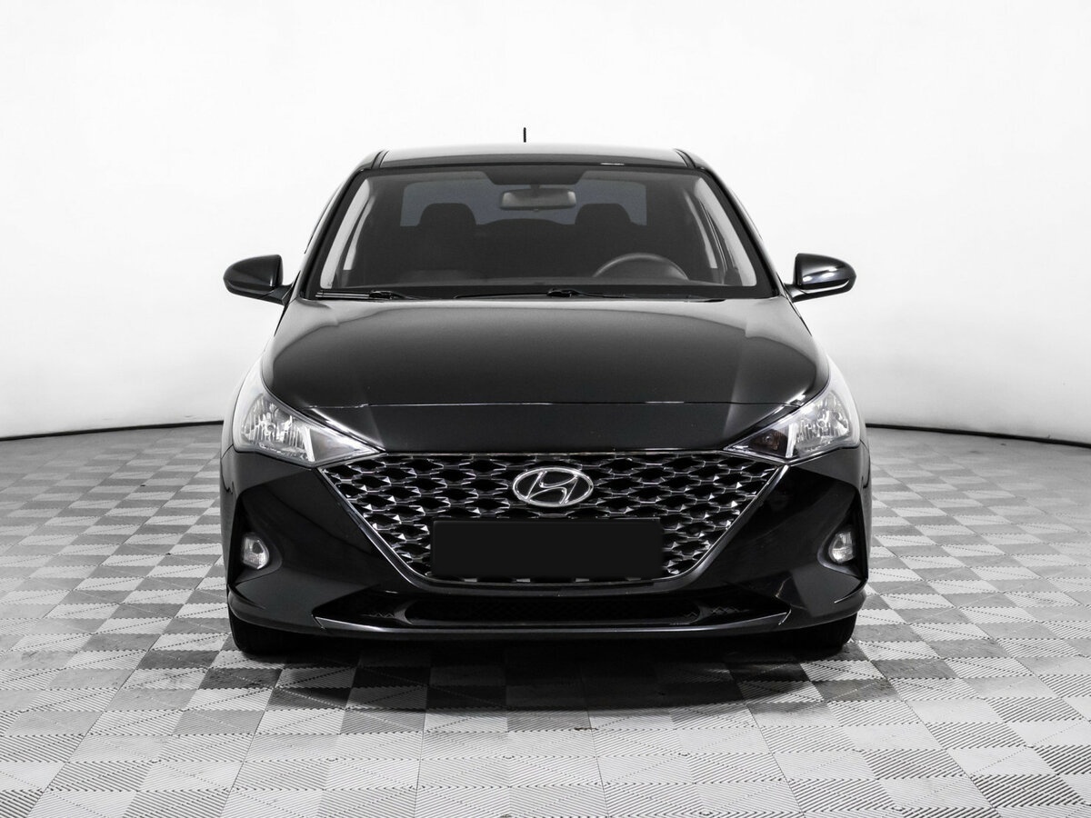 Hyundai Solaris с пробегом — 2021 год. Фото: #1